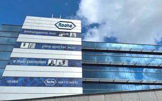 Fachada de la sede de roche en españa