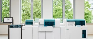 cobas® c 703‑ ja ISE neo- analyyttiset yksiköt tulossa pian
