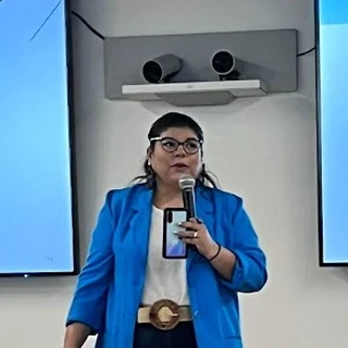 Evelyn Arroyo, captivates her audience during an informative presentation.